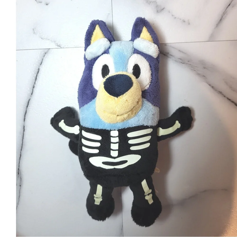 Bluey and Bingo Glow-In-The-Dark Skeleton Costume Plush‎ by Dan Dee